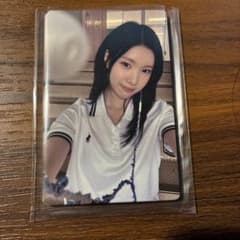 Hearts2Hearts ICONIC HEARTトレカ ジュウン 5/8のサムネイル