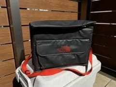 ノースフェイス　クーラーバックのサムネイル