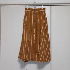 RETRO GIRL　マスタードカラーフレアスカートのサムネイル