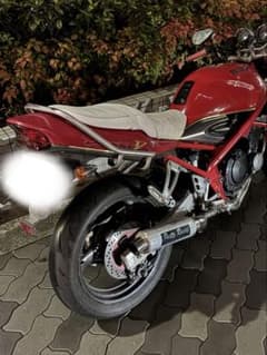 バンディット250 gj77a タックロール 白 シート - メルカリ