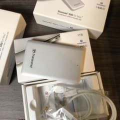 Thunderbolt/USB3.1 外付けSSD 1TBのサムネイル