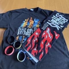 ONE OK ROCK Tシャツ タオル ラバーバンド セットのサムネイル