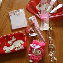 マイメロ、キティグッズのサムネイル