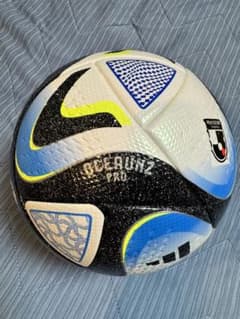 アディダス オーシャンズプロ Jリーグ公式球 - メルカリ