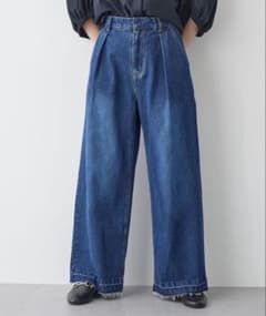 【新品未使用品】タックワイドデニムパンツ　Mのサムネイル