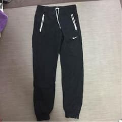 ナイキ ナイロン パンツ 黒のサムネイル