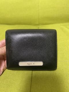 Agnes b ブラック 二つ折り財布のサムネイル