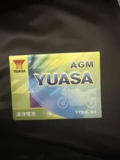 YUASA AGMバッテリー YTX4L-BSのサムネイル