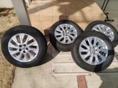 プリウスPHV トヨタ純正 アルミホイール15インチ4本セットzvw35カバー付のサムネイル