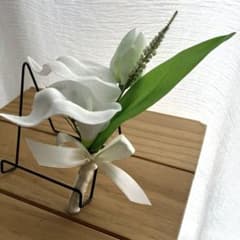 ブートニアのサムネイル