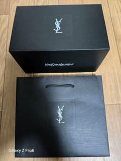 イヴ・サンローラン ギフトボックス ギフト袋のサムネイル