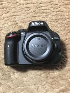 Nikon デジタル一眼レフ D5100 ボディのサムネイル