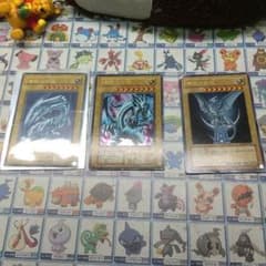 ブルーアイズホワイトドラゴン➕おまけのサムネイル