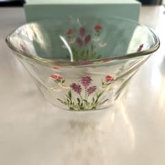 新品・未使用・箱あり】深鉢 ハーブ柄 SL417H 花柄 ガラスボウル