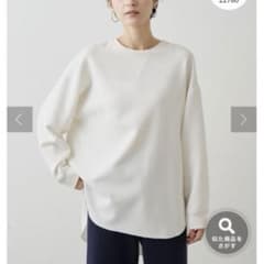 美品 whim gazette Vガゼットプルオーバー オフホワイト 36 - メルカリ