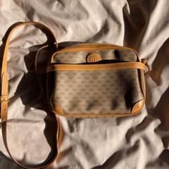 ショルダーバック　　GUCCIのサムネイル