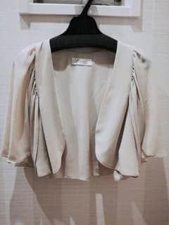 LUCA　ベージュボレロのサムネイル