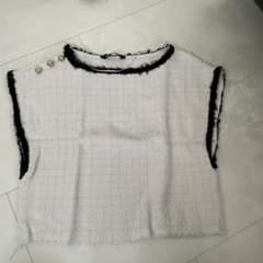 ZARA ベストのサムネイル