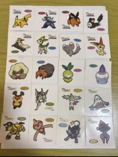 ポケモンパンシール 40枚セット まとめ売り　（写真1枚目と2枚目）のサムネイル