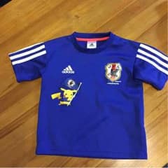 adidas サッカーTシャツのサムネイル