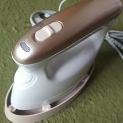【美品】スチームアイロン♪のサムネイル