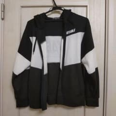 JEANING WILD パーカー 160cm バイカラーのサムネイル