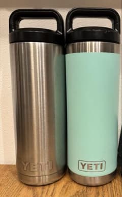 YETI イエティ　水筒のサムネイル