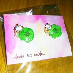 大人気！！★押し花ピアス★handmade...のサムネイル