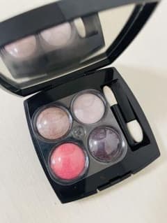【美品】 CHANEL レキャトルオンブル 228 ティセカンボンのサムネイル