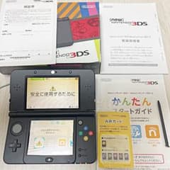 Nintendo NEW ニンテンドー 3DS ブラックのサムネイル