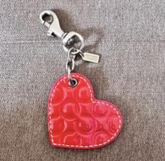 極美品 コーチ COACH チャーム キーホルダー レッド ハート
