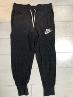 NIKE スウェットパンツのサムネイル