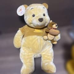 プーさんぬいぐるみのサムネイル