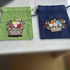 花かご刺繍 巾着袋 2点セットのサムネイル