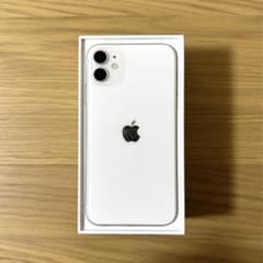 【美品】iPhone11 ホワイト 128GBのサムネイル