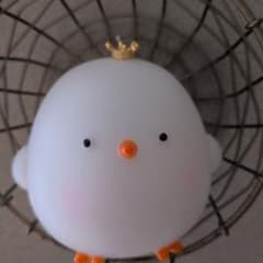 ひよこ型 テーブルライト 王冠付きのサムネイル