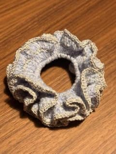 ハンドメイド かぎ針編み シュシュのサムネイル