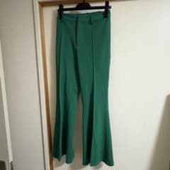 INGNI フレアパンツ グリーン Mサイズのサムネイル