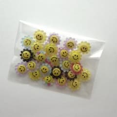 ネイルパーツ ニコちゃん 30個セット - メルカリ
