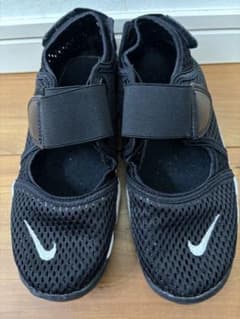 NIKE エアリフト　キッズシューズ　22センチのサムネイル