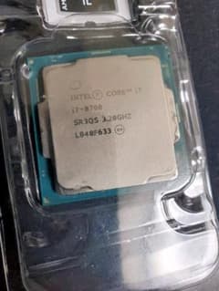 インテル(R) Core(TM) i7 8700 プロセッサのサムネイル