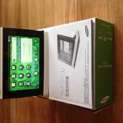 au タブレットのサムネイル