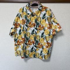 【最終値下げ】Libby&Rose チューリップ柄シャツ 柄シャツのサムネイル