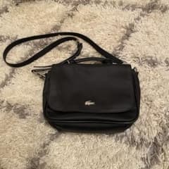 LACOSTE ショルダーバッグ　黒のサムネイル