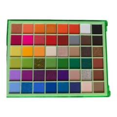 Nostalgic 48-color MAKEUP PALETTEのサムネイル