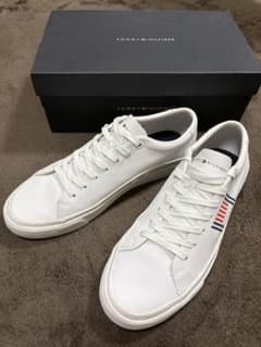 【 TOMMY HILFIGER 】スニーカー（箱有/送料無料）のサムネイル