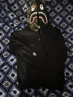 A BATHING APE シャークパーカー ブラック Sのサムネイル
