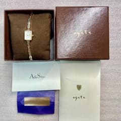 agete クォーツ腕時計 ダイヤ1P スクエア ブレスレット 美品 コマあり agete クォーツ腕時計 ダイヤ1P スクエア ブレスレット 美品 コマあり