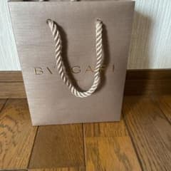 BVLGARIのショップ袋のサムネイル
