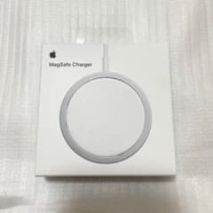 【フクロウ様専用】MagSafe Charger 充電器  新品未開封のサムネイル